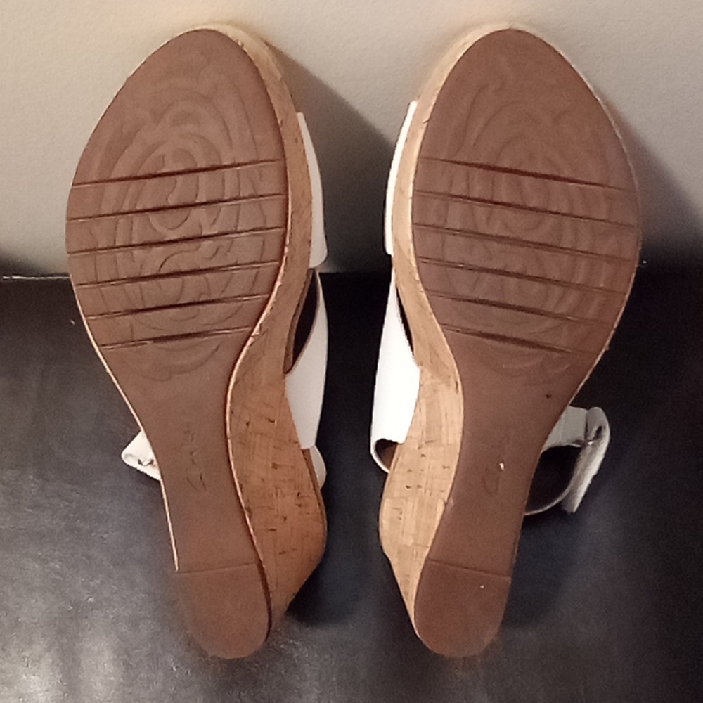 Leather shoes - Picture 3 of 5
